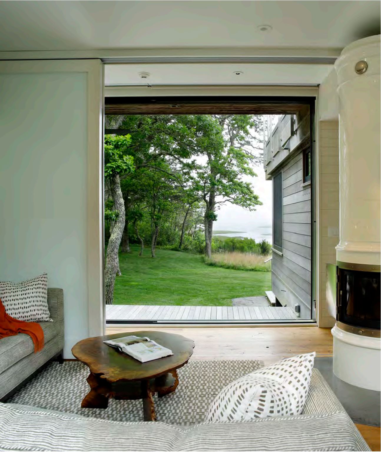 Pond House — Living Room